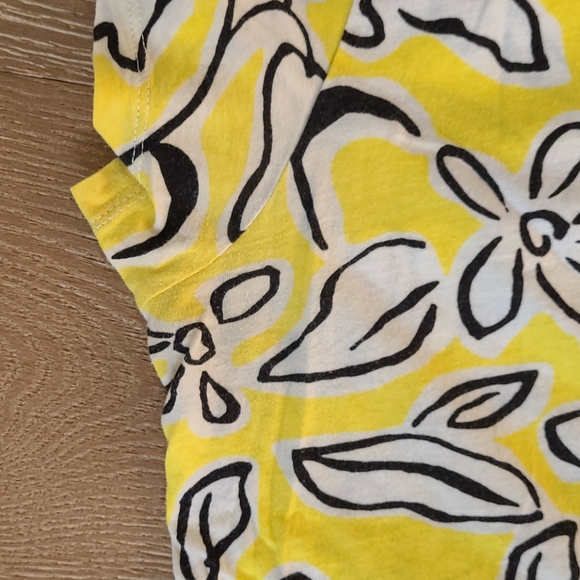 Floral French Connection T-shirt 💛 - Picture 6 of 7